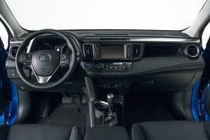 2016_Toyota_RAV4_Hybrid_interior