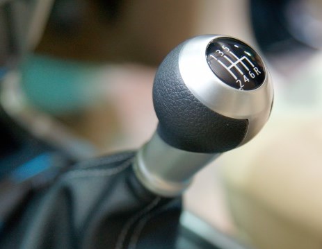 navara-np300-2015-gear